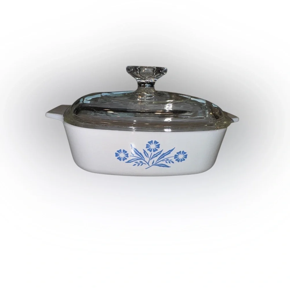 Vintage Corning Ware Blue Cornflower 1-quart Covered Casserole Dish